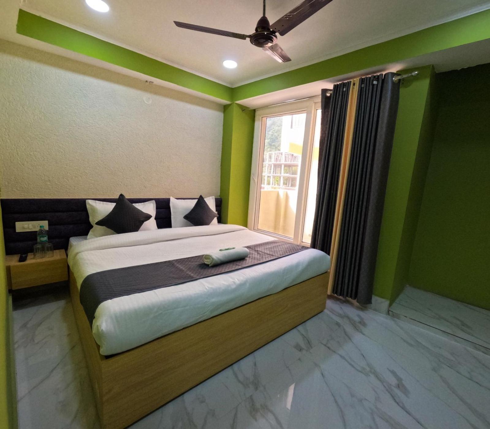 Hotel Aastha Height Rishīkesh Exterior foto