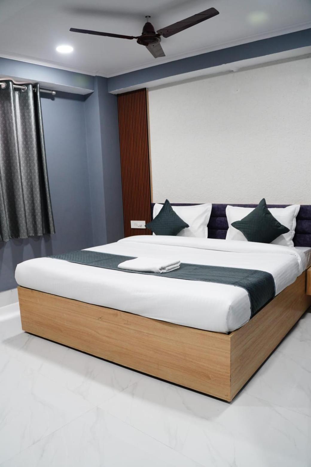 Hotel Aastha Height Rishīkesh Exterior foto